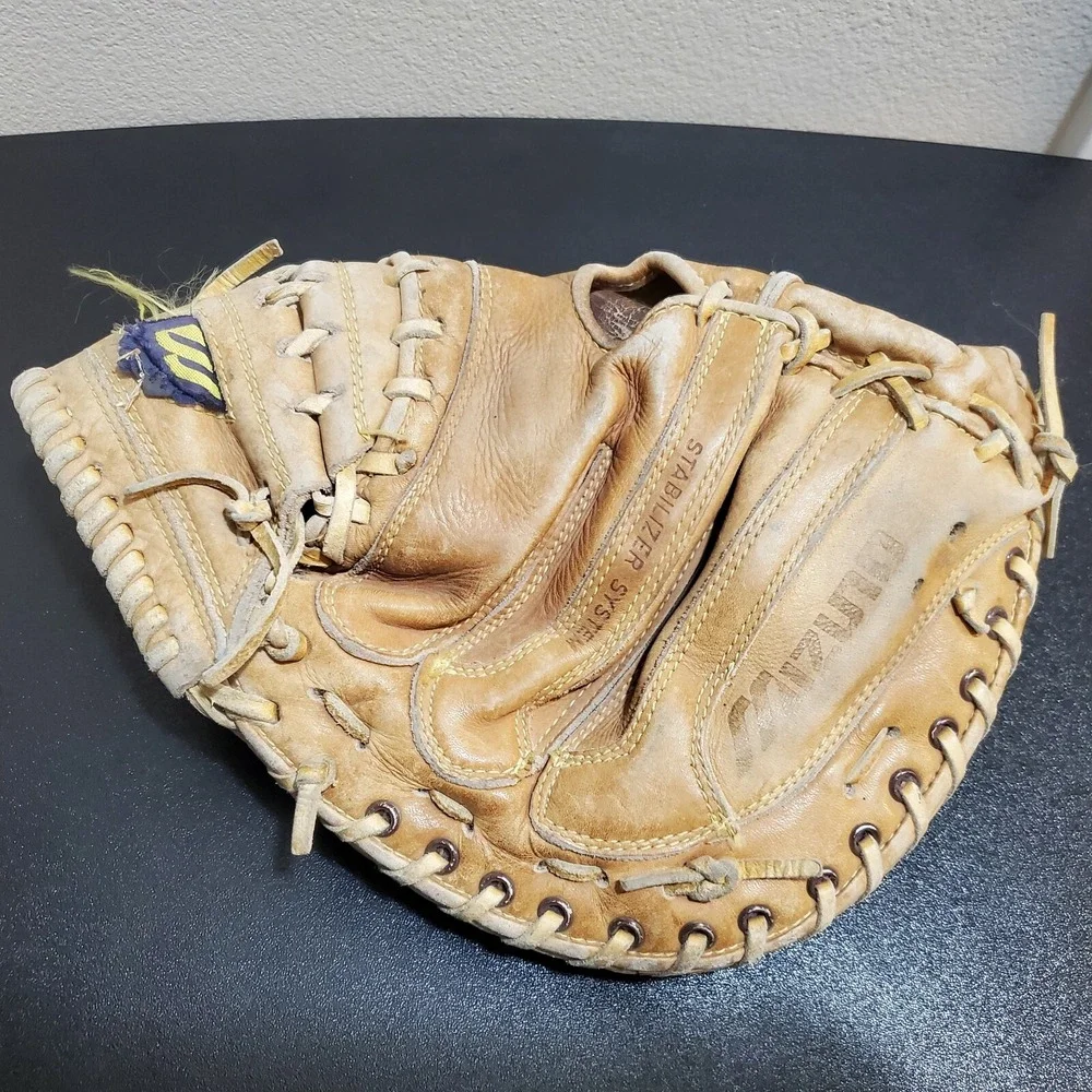 Mizuno L/H Baseball‎ Catchers Mitt Glove Professional Steerhide MT1200 RT Throw